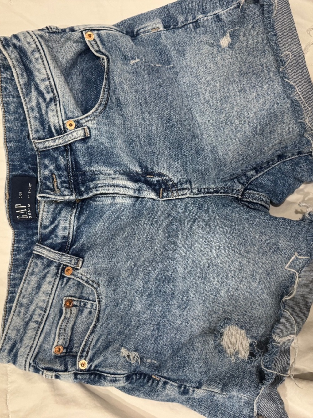 Gap 5 inch Jean Shorts - size 0/25